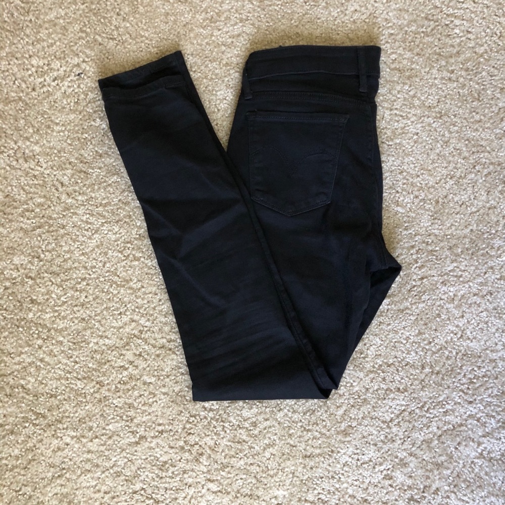 levis 711